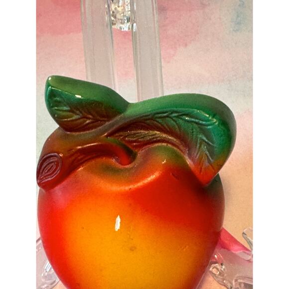 Vintage Chalkware Apple Wall Plaque – Retro Kitchen Fruit Décor, 1950s–1960s - Picture 3 of 9